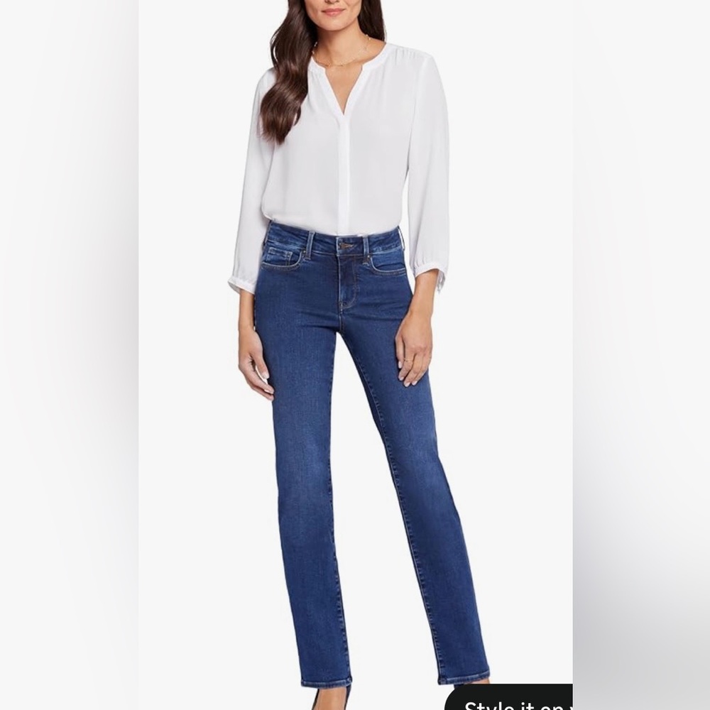 ⭐️3/$20 NYDJ Marilyn Straight Slimming Mid-Rise Women’s Jeans | Size 2